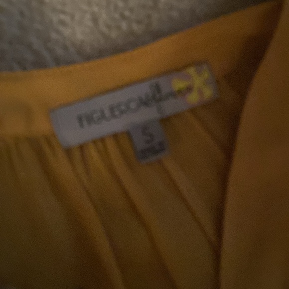 Flower dress. Semi sheer size small adorable! - Picture 8 of 9